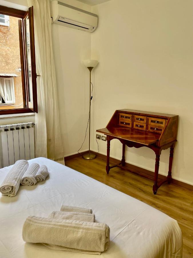 Lovely Apartment In Via Della Scala, Trastevere Rome Luaran gambar